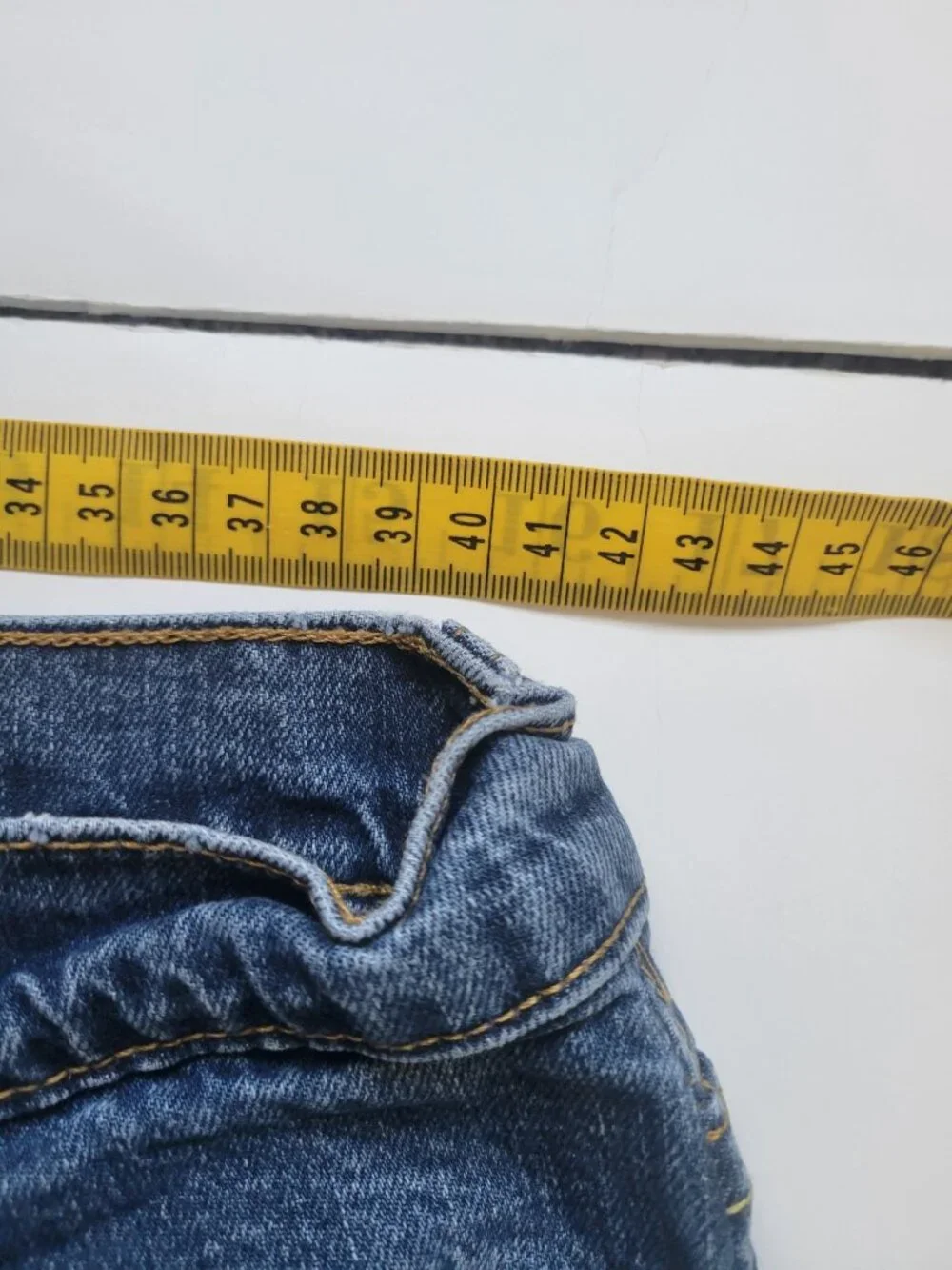 Old Navy with a stretch fit and straight leg Size 16 Long Casual Everyday Wear